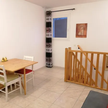 De La Haute Vallee De L'aude Holiday home Rouvenac